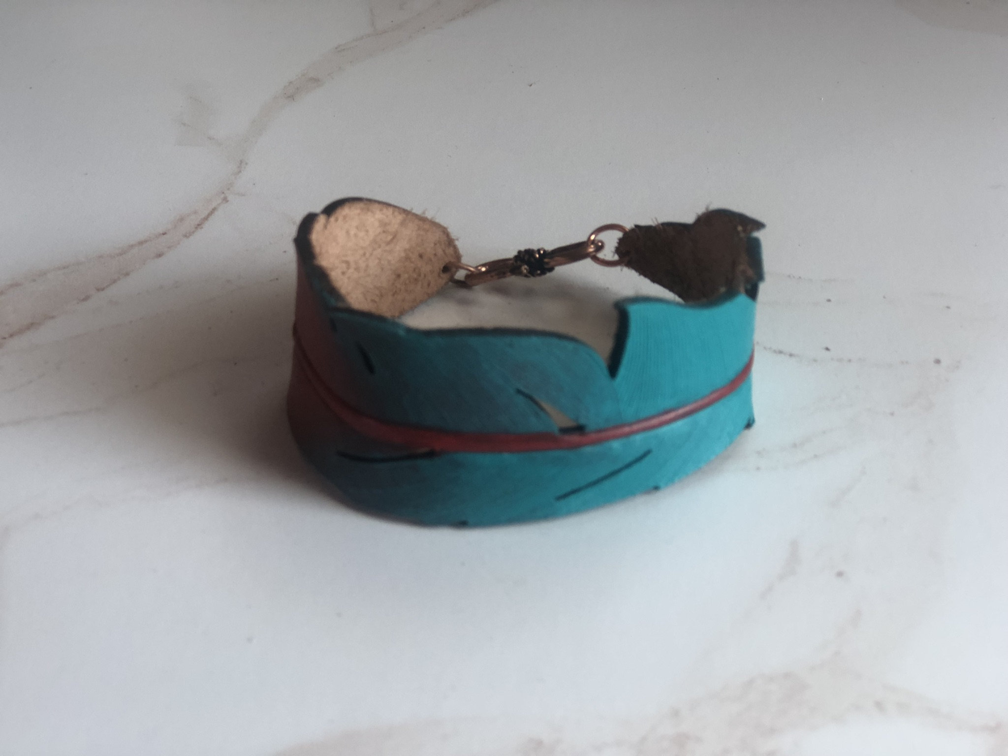 Handmade Leather Feather Bracelet: Mint Lavender Tooling Leather - Image 4