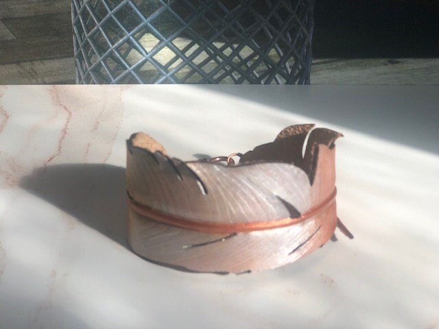Handmade Leather Feather Bracelet: Mint Lavender Tooling Leather - Image 10