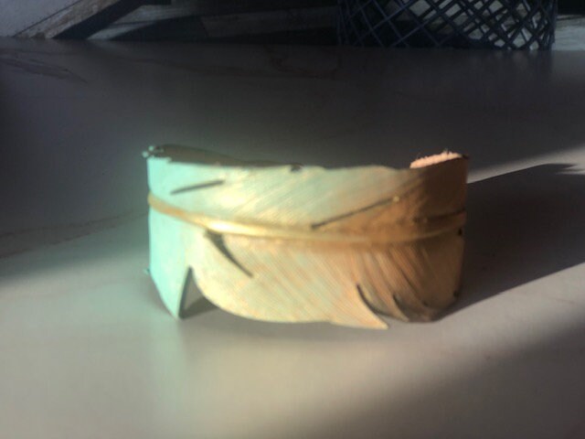 Handmade Leather Feather Bracelet: Mint Lavender Tooling Leather - Image 8