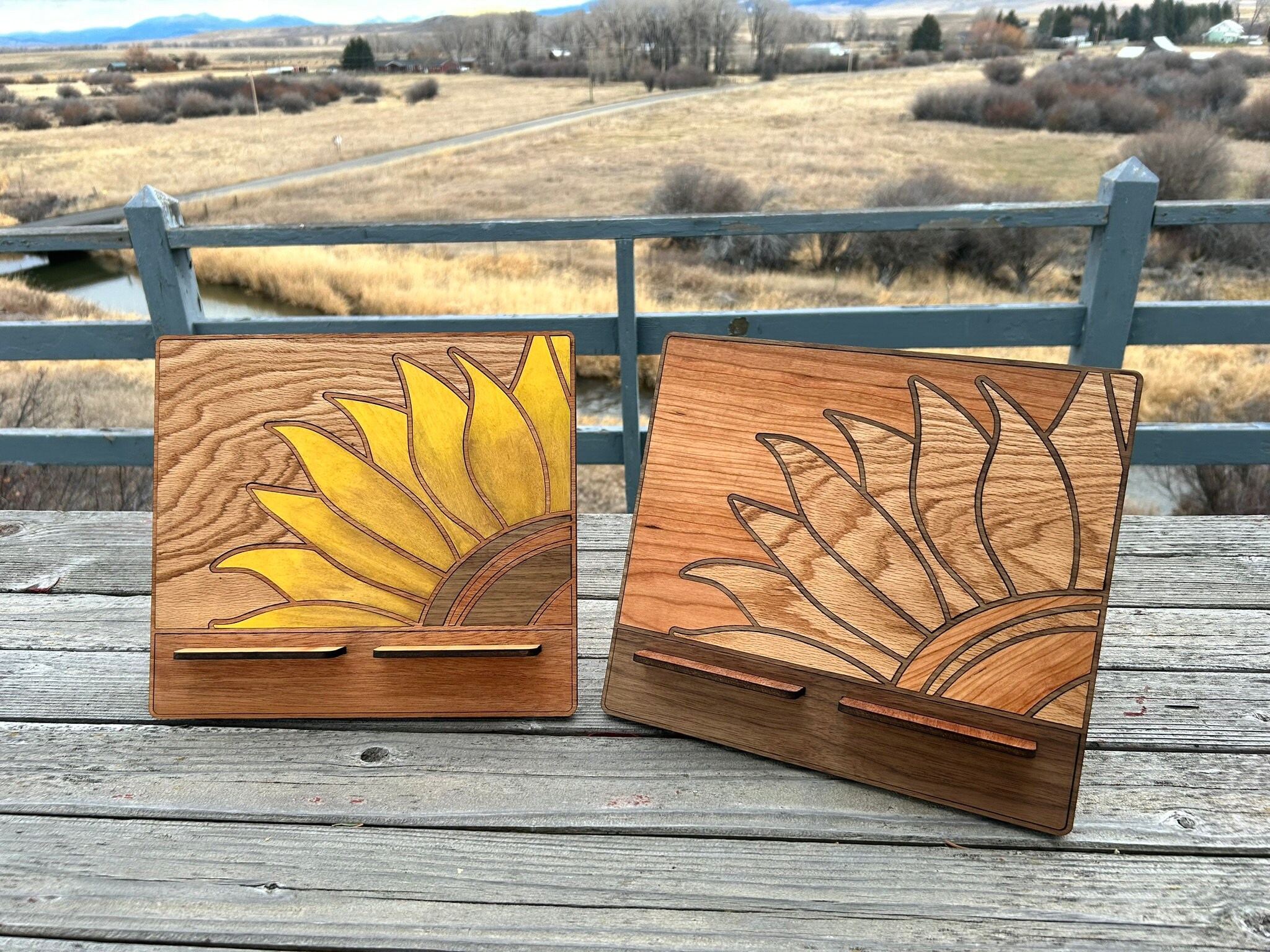 Customized Sunflower Wood Tablet Stand: Cookbook Holder - Image 4