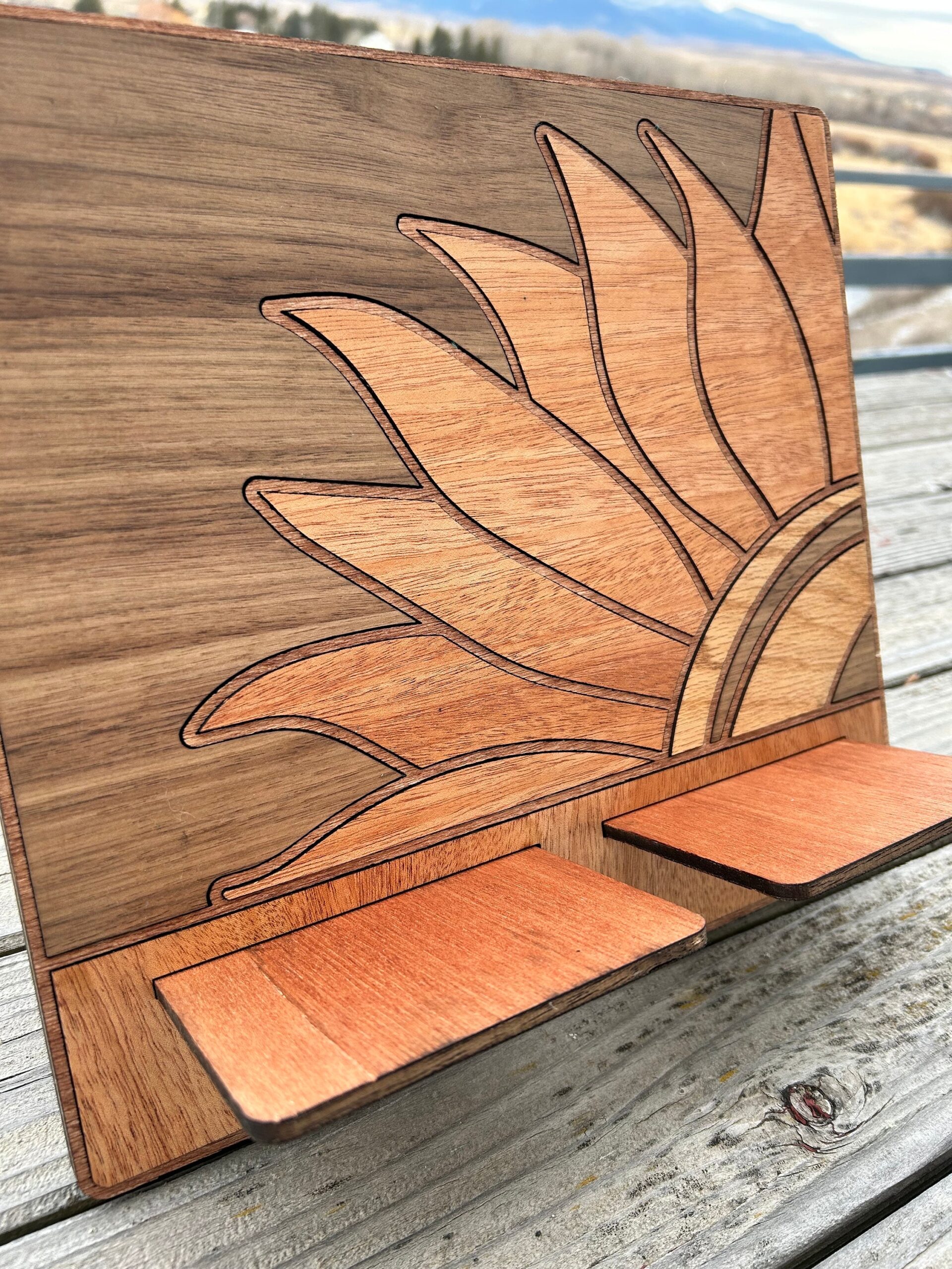 Customized Sunflower Wood Tablet Stand: Cookbook Holder - Image 3