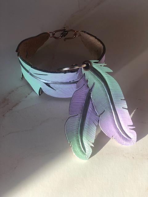 Handmade Leather Feather Earrings: Western Cowgirl Style - Image 5