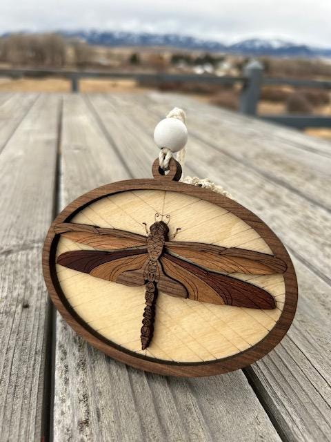 Handcrafted Wood Finish Christmas Ornament: Heirloom Keepsake - Image 3
