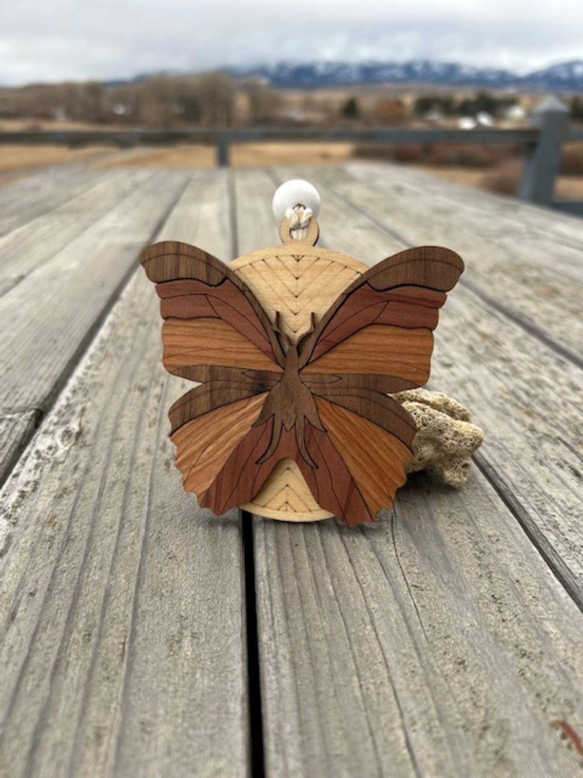 Handcrafted Wood Finish Christmas Ornament: Heirloom Keepsake