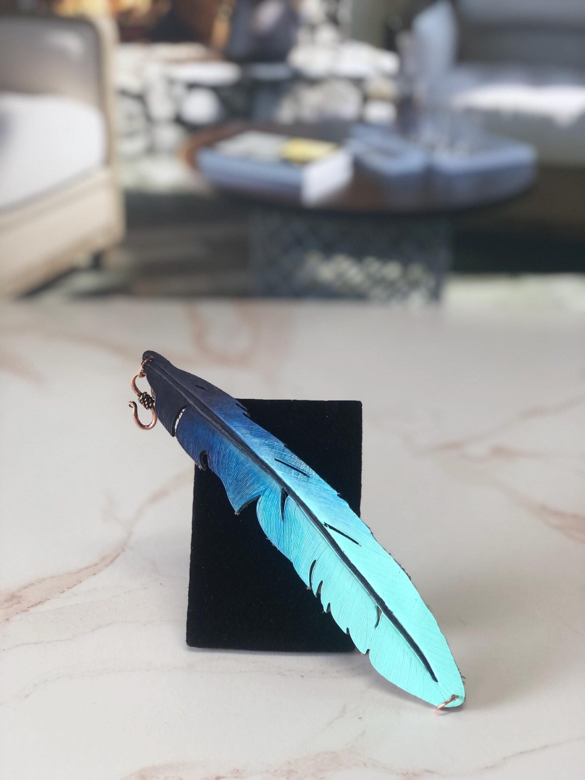 Hand-Painted Feather Leather Bracelet: Customizable Statement Jewelry - Image 2